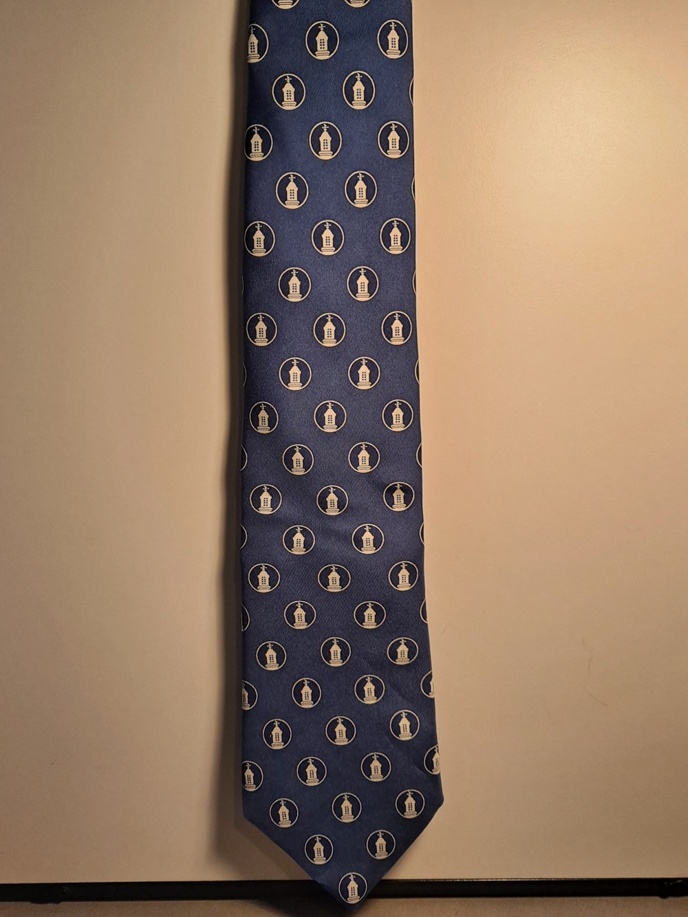 Vineyard Vines Silk Classic Blue White Steeple Pastoral Patterned Men’s Tie